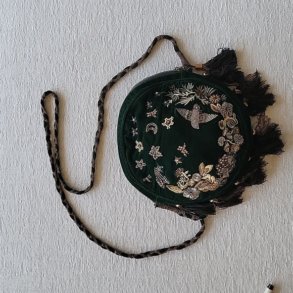Zara Bags Zara Dark Green Velvet Embroidered Beaded Bag Poshmark